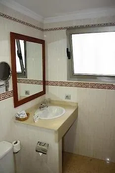 Pujol Hotell 2*