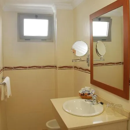 Pujol Otel 2*